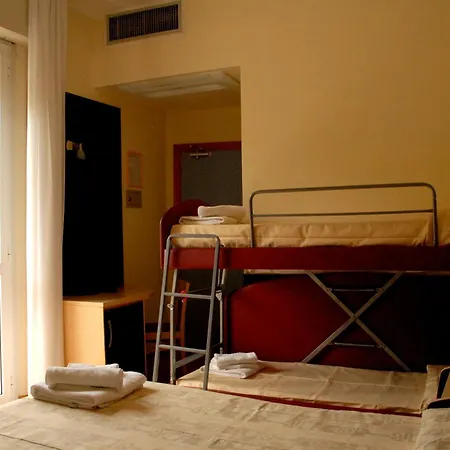 Arno Hotel Rímini